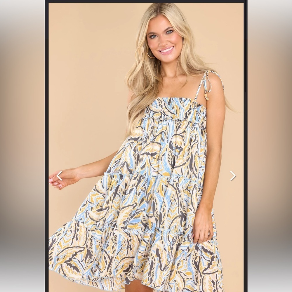 NEW Smocked Top Dress - Picture 5 of 11